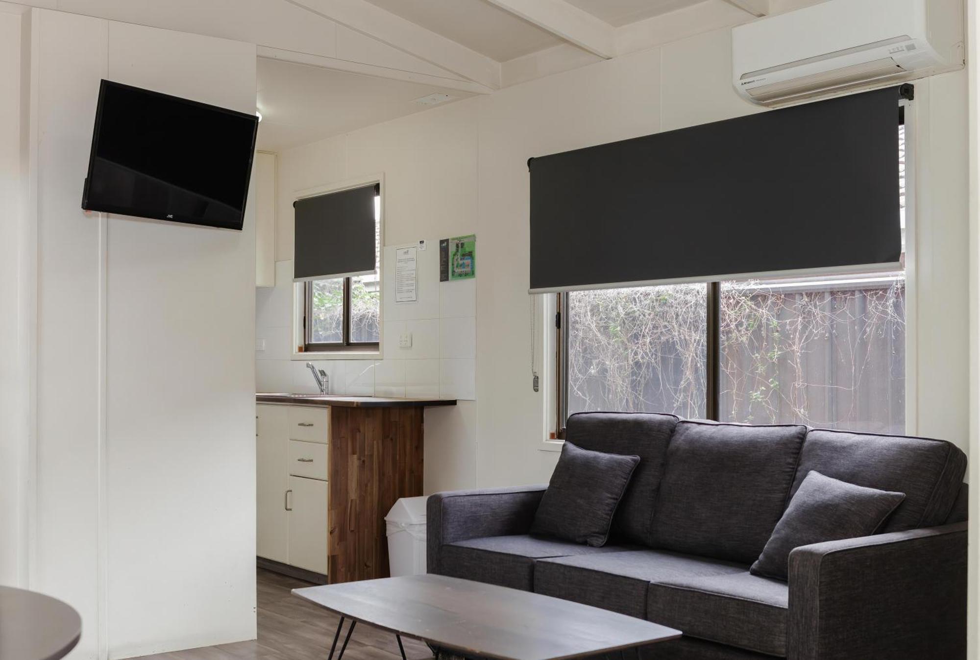 Отель Big4 Albury Tourist Park Экстерьер фото