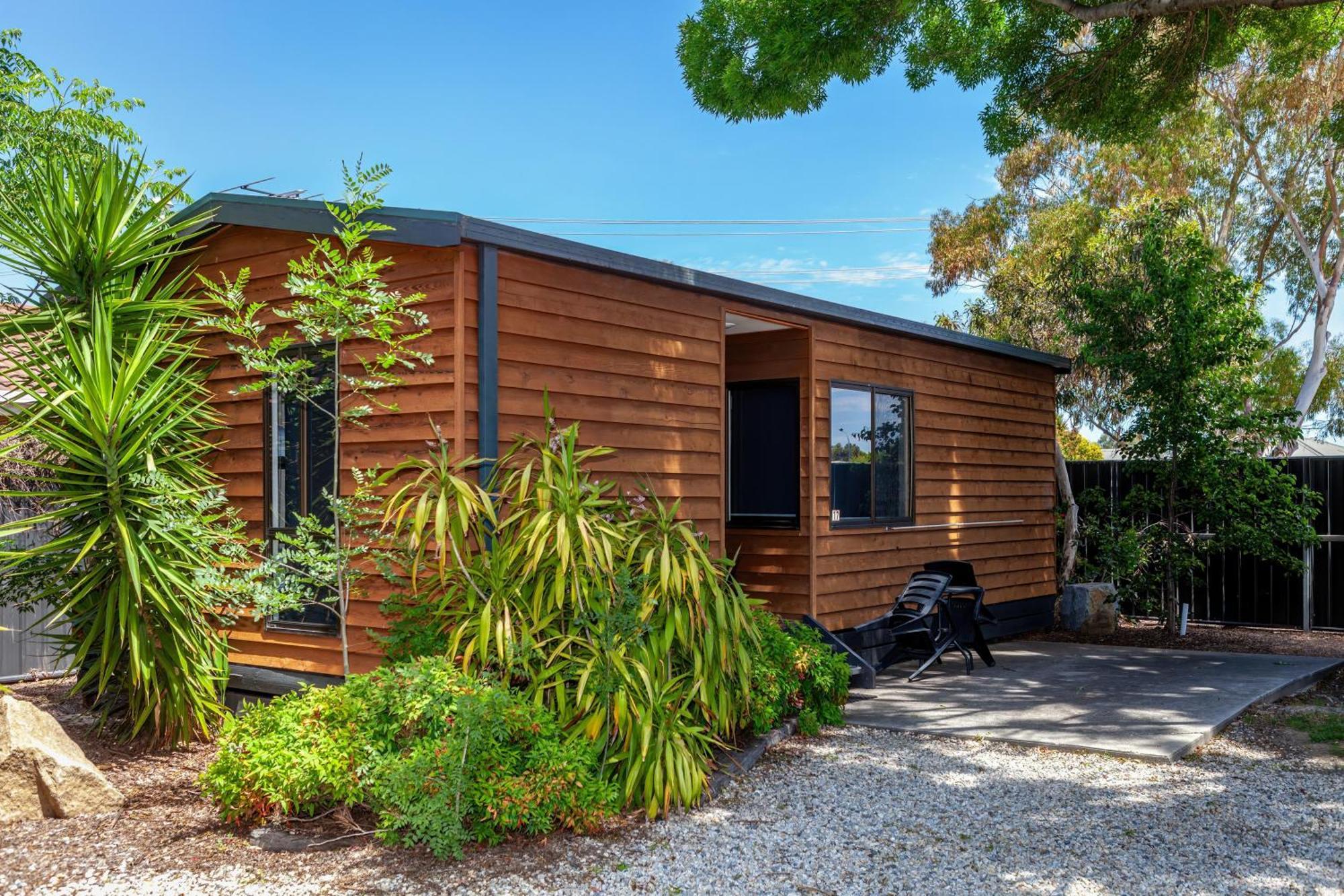 Отель Big4 Albury Tourist Park Экстерьер фото