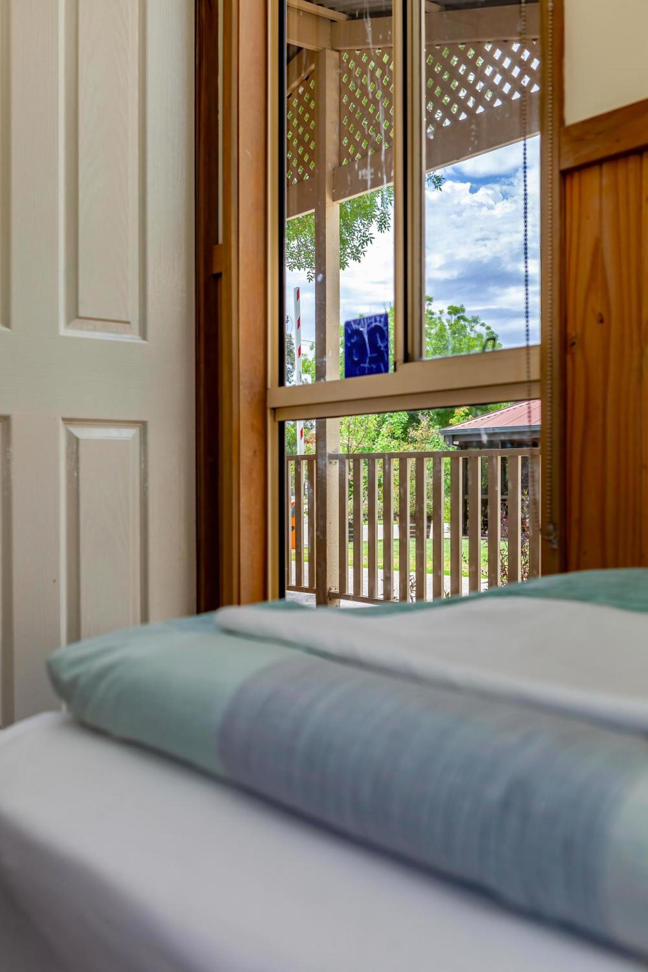 Отель Big4 Albury Tourist Park Экстерьер фото